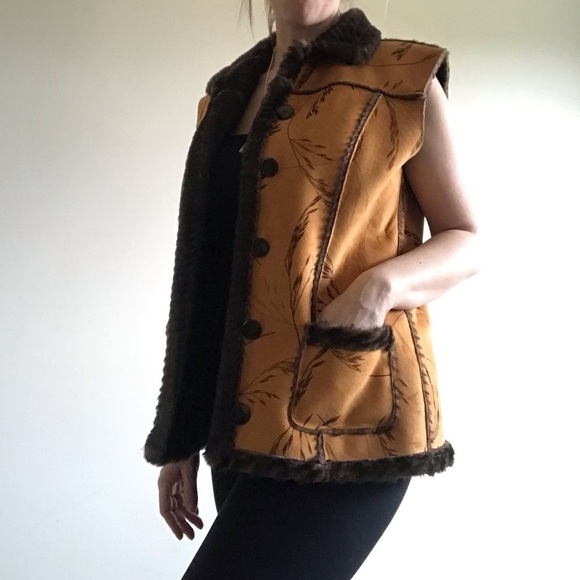 Robert Kitchen Canada Vegan Suede Faux Fur Vest Farmhouse Farmcore - Picture 4 of 5